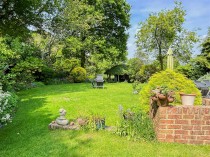 Images for Far Reaching Countryside Views In Ewhurst Green