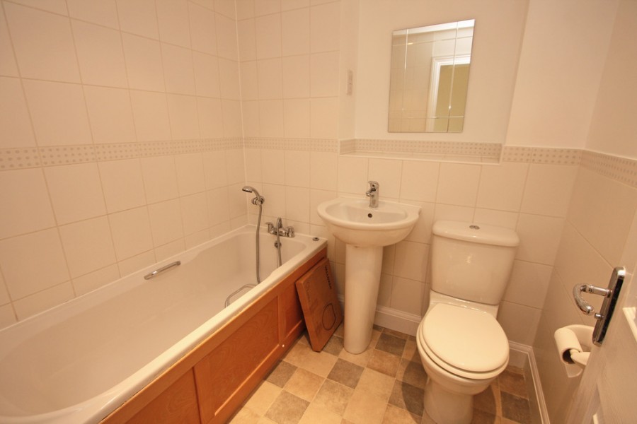 Images for Perfectly Located to The Heart of the Village of Hawkhurst EAID:ef57f983cf4b2a5bbece8a930a878071 BID:1