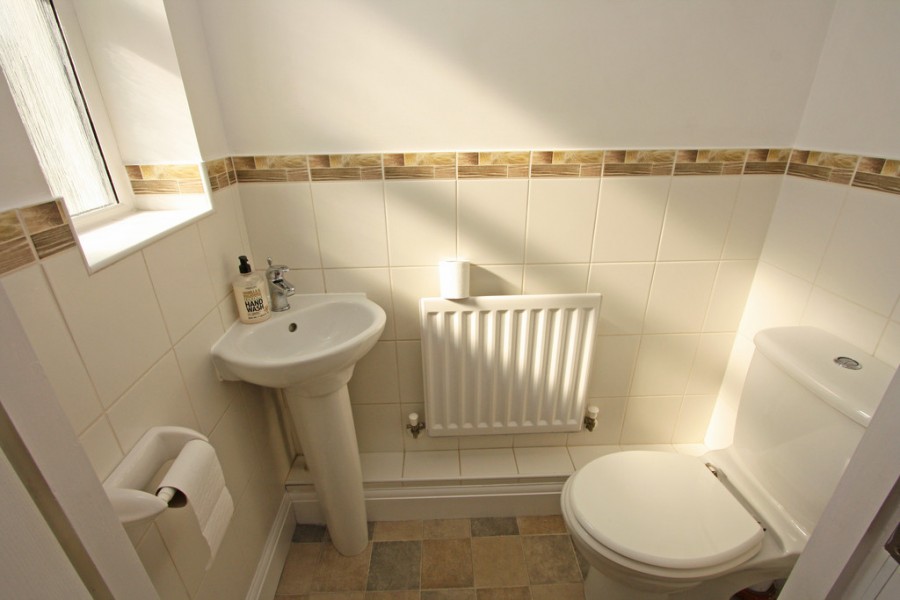 Images for Perfectly Located to The Heart of the Village of Hawkhurst EAID:ef57f983cf4b2a5bbece8a930a878071 BID:1