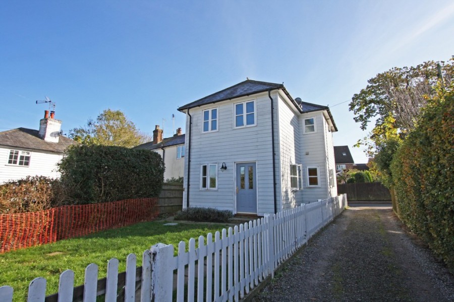 Images for Cobblers Cottage, Ockley Road EAID:ef57f983cf4b2a5bbece8a930a878071 BID:1