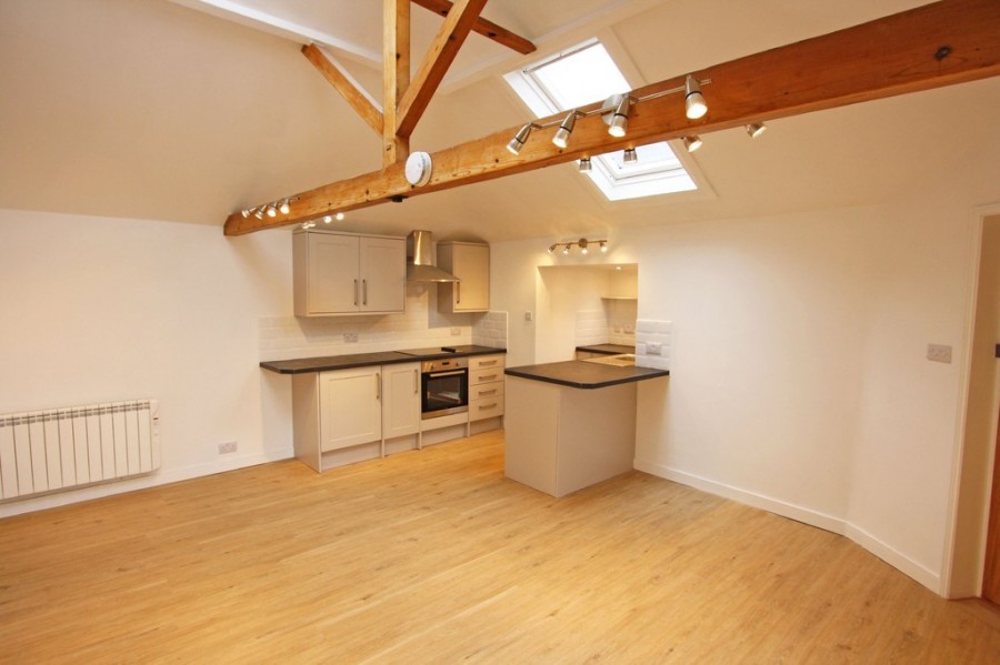 Images for Stylish Apartment In Central Cranbrook EAID:ef57f983cf4b2a5bbece8a930a878071 BID:1