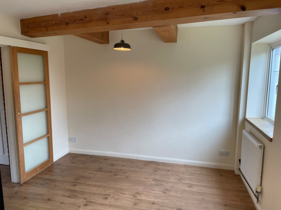 Images for Spacious Cottage With Off Road Parking In Sandhurst EAID:ef57f983cf4b2a5bbece8a930a878071 BID:1
