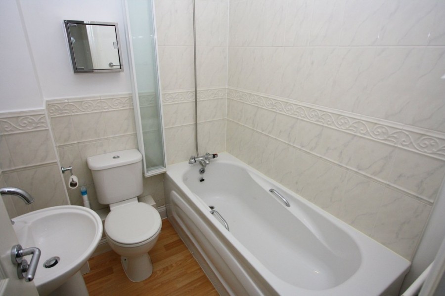 Images for Walking Distance to Shops in Hawkhurst EAID:ef57f983cf4b2a5bbece8a930a878071 BID:1