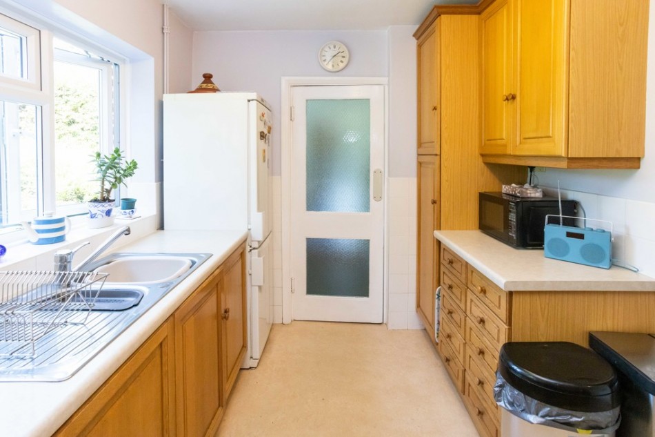 Images for Ideally Located for Cranbrook High Street EAID:ef57f983cf4b2a5bbece8a930a878071 BID:1