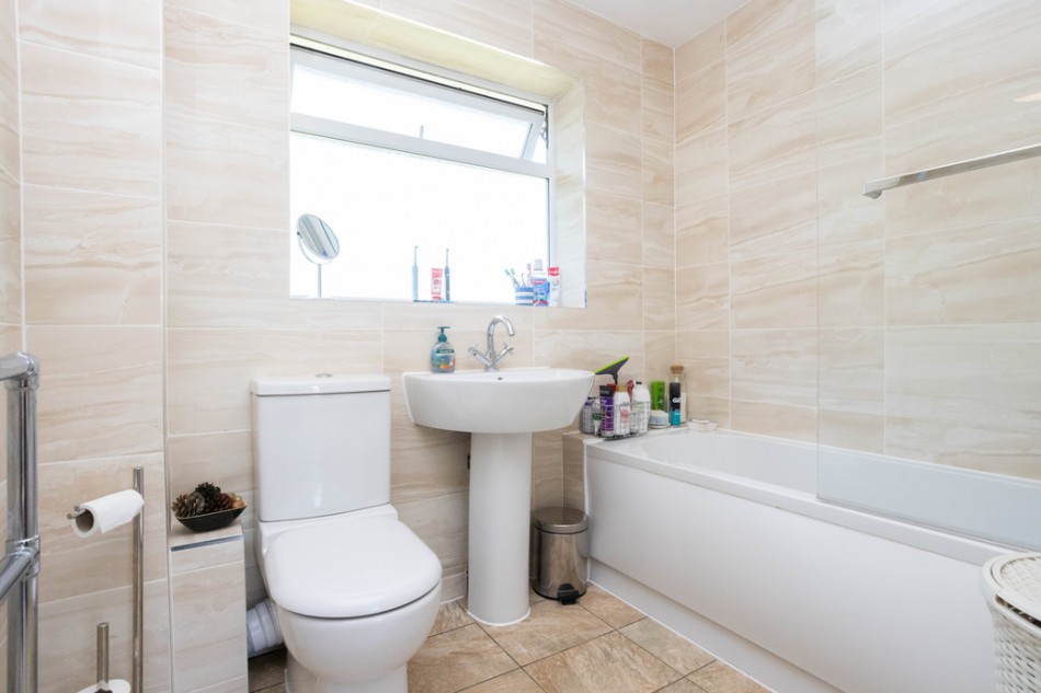 Images for Ideally Located for Cranbrook High Street EAID:ef57f983cf4b2a5bbece8a930a878071 BID:1
