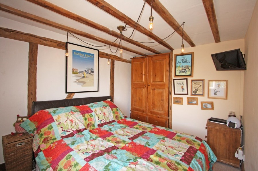 Images for Characterful two bedroom cottage in Sandhurst EAID:ef57f983cf4b2a5bbece8a930a878071 BID:1