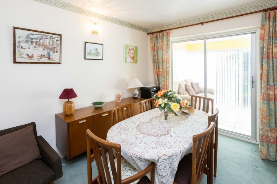 Images for Ideal Location to Cranbrook High Street EAID:ef57f983cf4b2a5bbece8a930a878071 BID:1