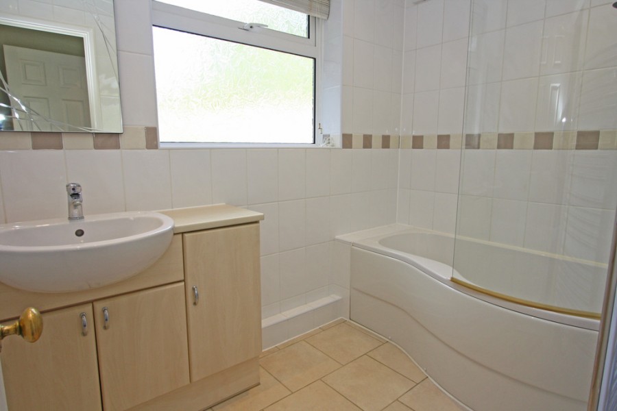 Images for Very Spacious Family Home In Hawkhurst EAID:ef57f983cf4b2a5bbece8a930a878071 BID:1