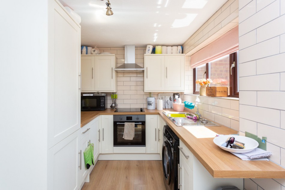 Images for Available immediately in Hawkhurst EAID:ef57f983cf4b2a5bbece8a930a878071 BID:1