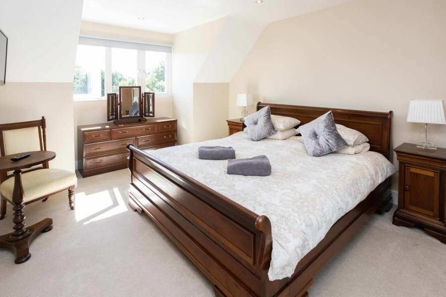 Images for Furnished Detached Family Home In Cranbrook EAID:ef57f983cf4b2a5bbece8a930a878071 BID:1