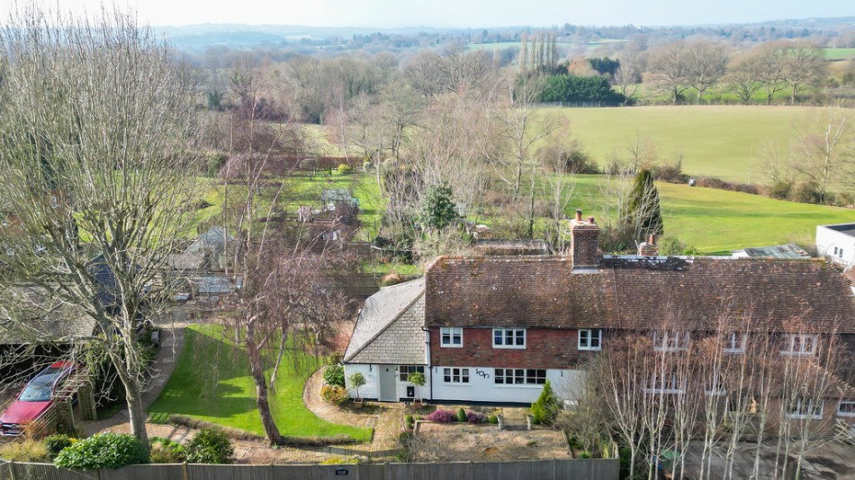 Images for On The Outskirts Of Hawkhurst EAID:ef57f983cf4b2a5bbece8a930a878071 BID:1