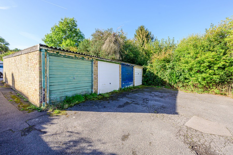 Images for Available With No Onward Chain In Cranbrook EAID:ef57f983cf4b2a5bbece8a930a878071 BID:1