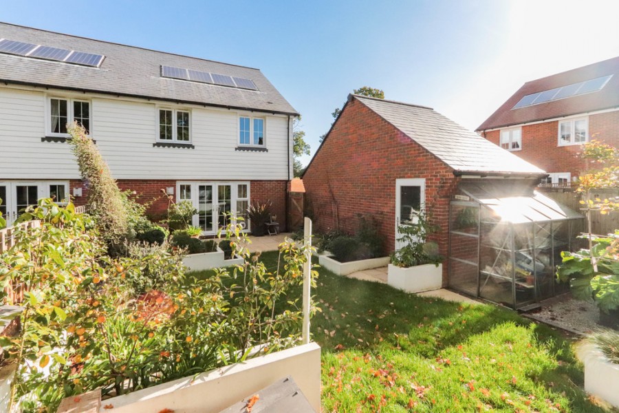 Images for Level Walking Distance to Shops in Hawkhurst EAID:ef57f983cf4b2a5bbece8a930a878071 BID:1