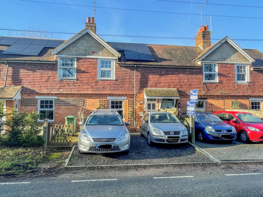Images for Set In A Rural Location Close to Bodiam EAID:ef57f983cf4b2a5bbece8a930a878071 BID:1