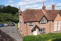 Images for Available With No Chain in Hawkhurst