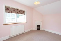 Images for Available With No Chain in Hawkhurst