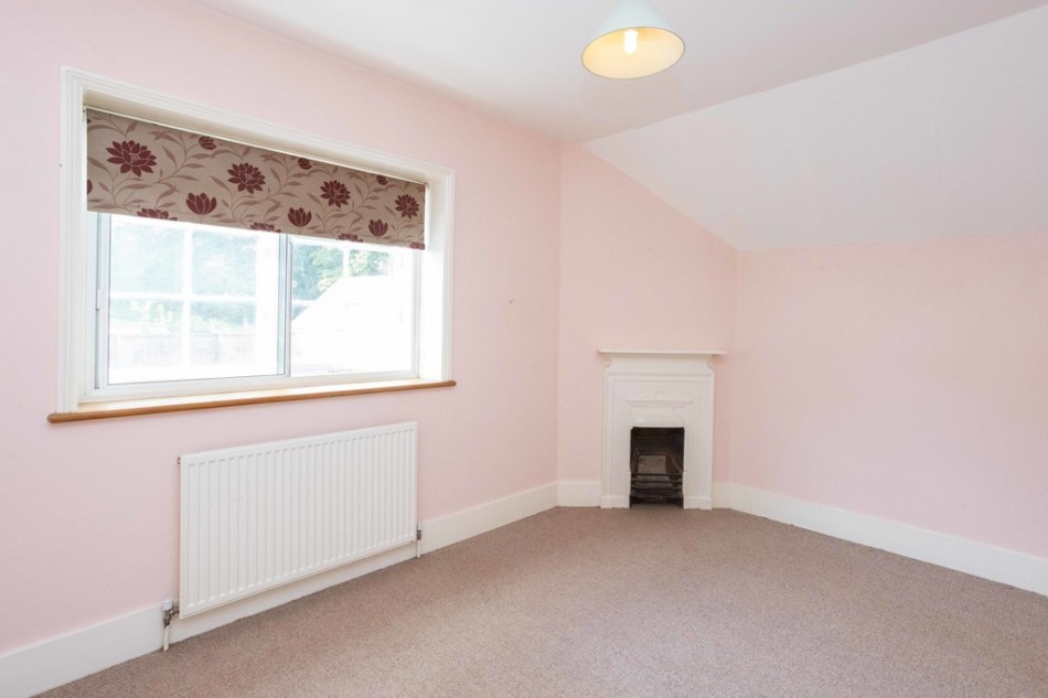 Images for Available With No Chain in Hawkhurst EAID:ef57f983cf4b2a5bbece8a930a878071 BID:1