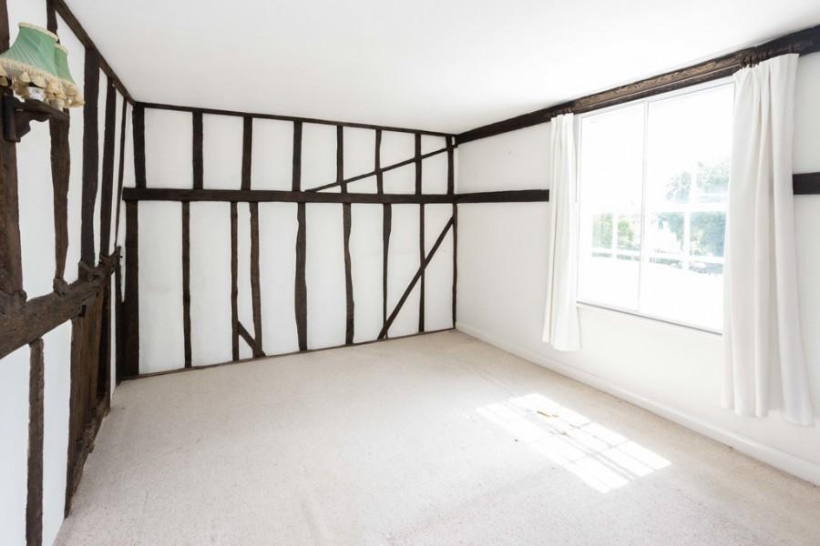 Images for Overlooking The Green in Sandhurst EAID:ef57f983cf4b2a5bbece8a930a878071 BID:1