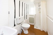Images for Overlooking The Green in Sandhurst