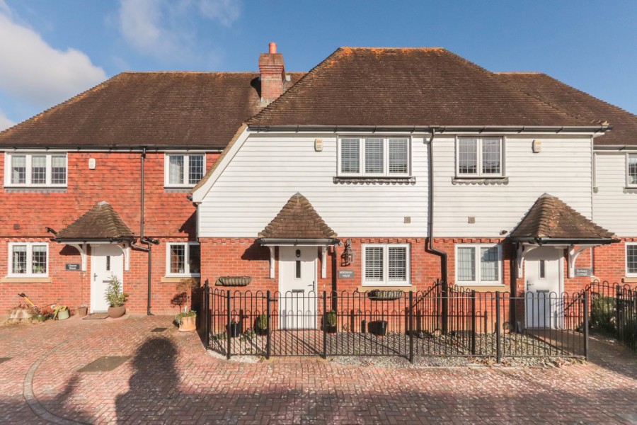 Images for No onward chain in Hawkhurst EAID:ef57f983cf4b2a5bbece8a930a878071 BID:1