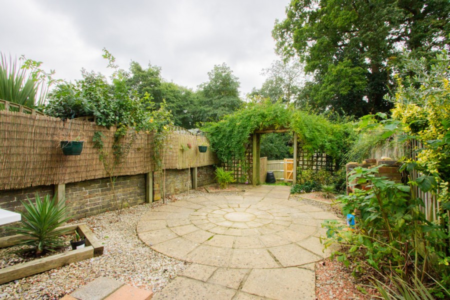 Images for Three Bedroom Family Home In Tunbridge Wells EAID:ef57f983cf4b2a5bbece8a930a878071 BID:1
