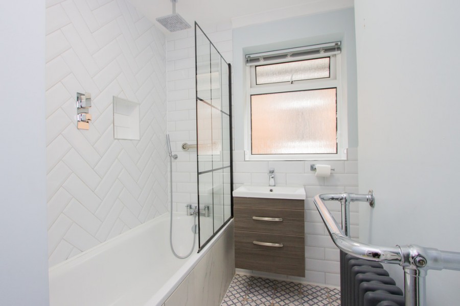 Images for Three Bedroom Family Home In Tunbridge Wells EAID:ef57f983cf4b2a5bbece8a930a878071 BID:1