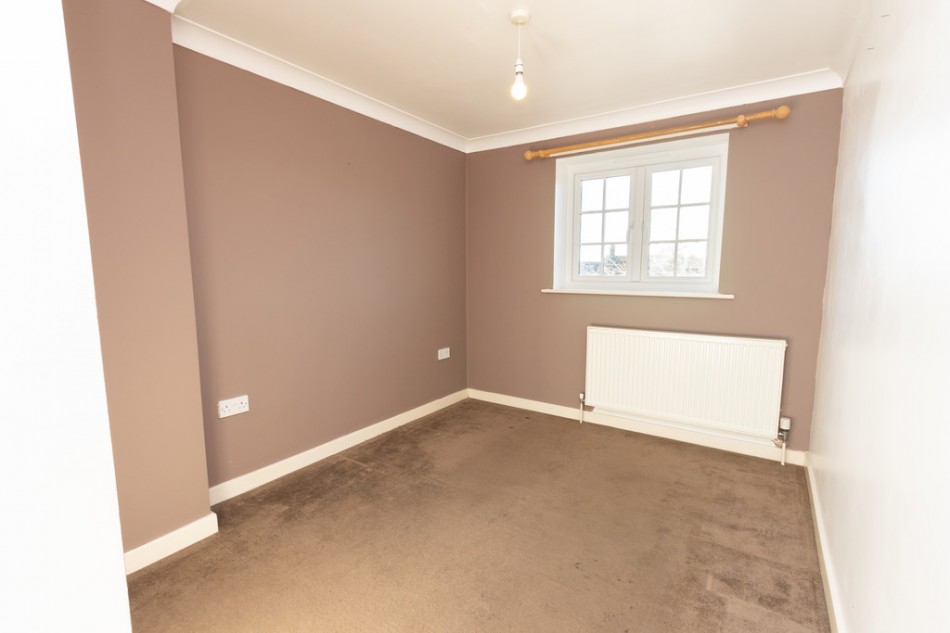 Images for Three Bedroom Family Home In Staplecross EAID:ef57f983cf4b2a5bbece8a930a878071 BID:1