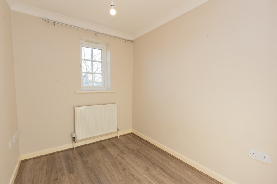Images for Three Bedroom Family Home In Staplecross EAID:ef57f983cf4b2a5bbece8a930a878071 BID:1