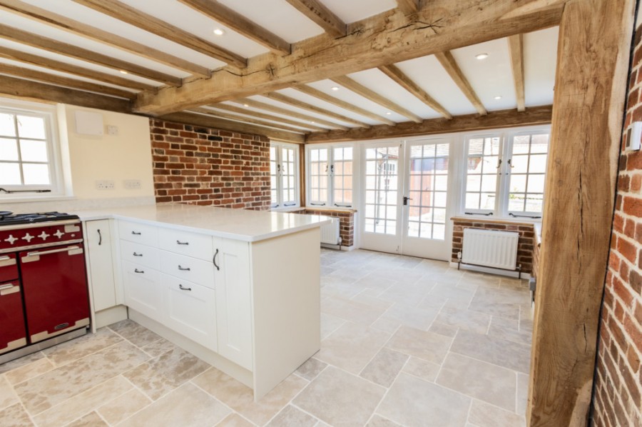 Images for Stunning Cottage In The Heart Of Sandhurst EAID:ef57f983cf4b2a5bbece8a930a878071 BID:1