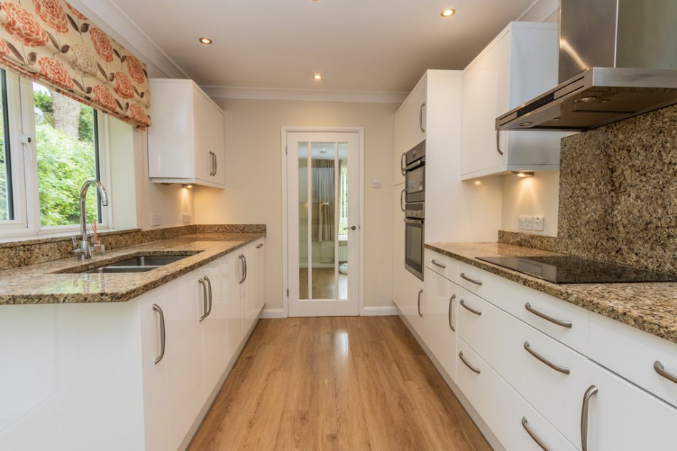 Images for With Three Double Bedrooms In A Quiet Residential Road EAID:ef57f983cf4b2a5bbece8a930a878071 BID:1