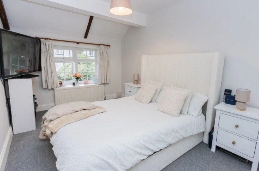 Images for Located in the Heart of Hawkhurst EAID:ef57f983cf4b2a5bbece8a930a878071 BID:1