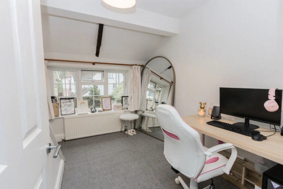 Images for Located in the Heart of Hawkhurst EAID:ef57f983cf4b2a5bbece8a930a878071 BID:1