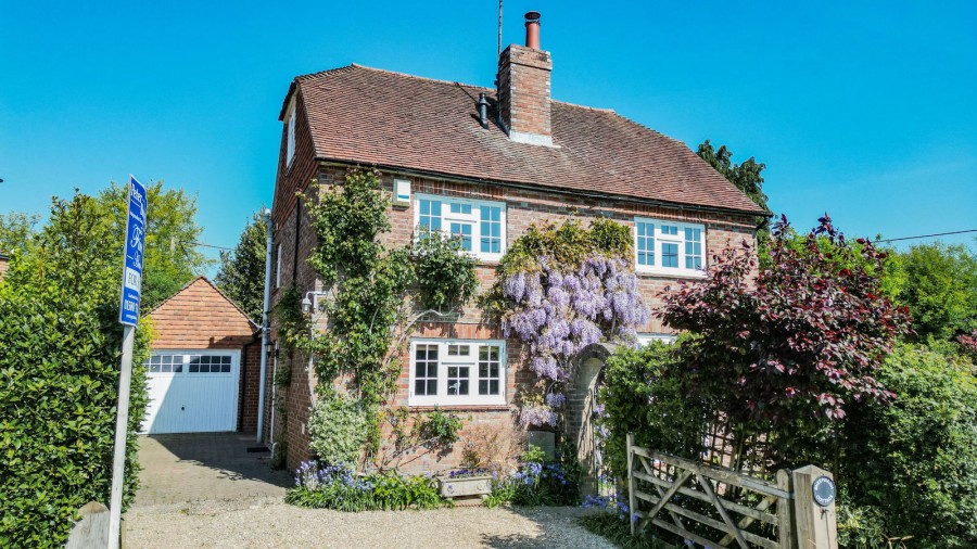 Images for Rural Location in Three Leg Cross Ticehurst EAID:366206731 BID:bid