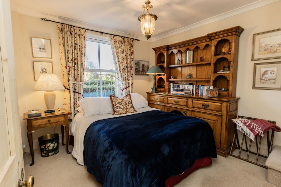 Images for An Elegant Six Bedroom House in Hawkhurst EAID:366206731 BID:bid