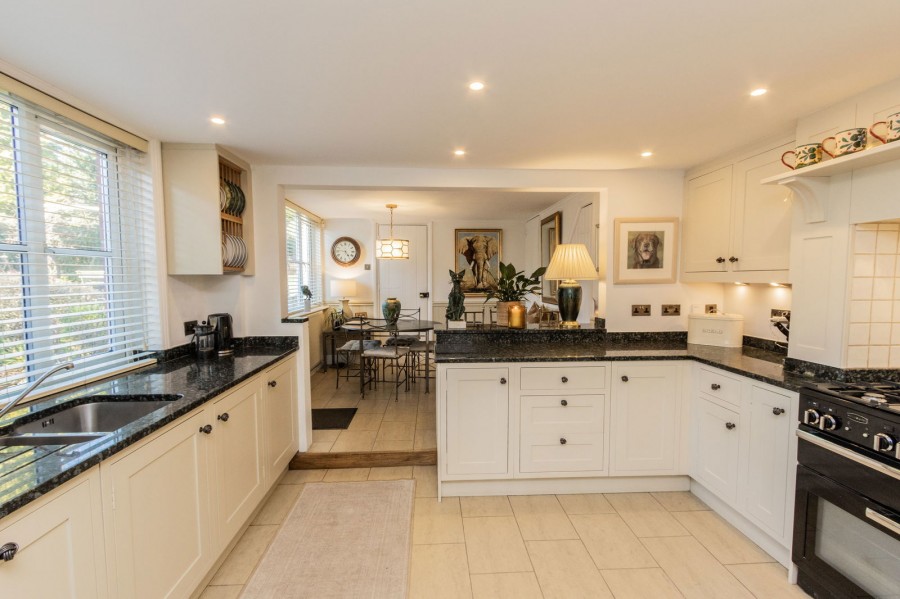 Images for An Elegant Six Bedroom House in Hawkhurst EAID:366206731 BID:bid