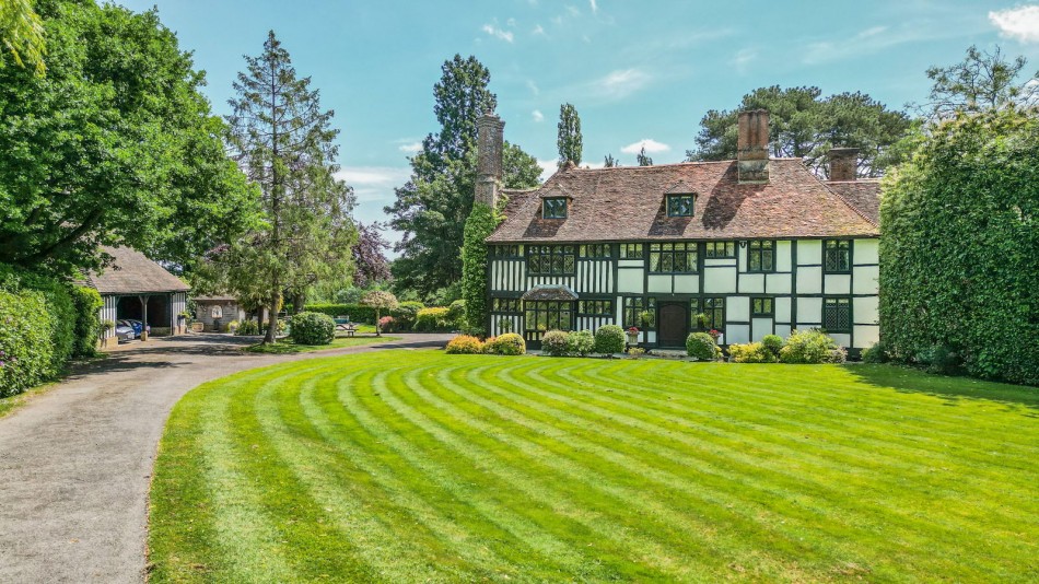 Images for An Historic 14th Century Manor House In Sandhurst EAID:366206731 BID:bid