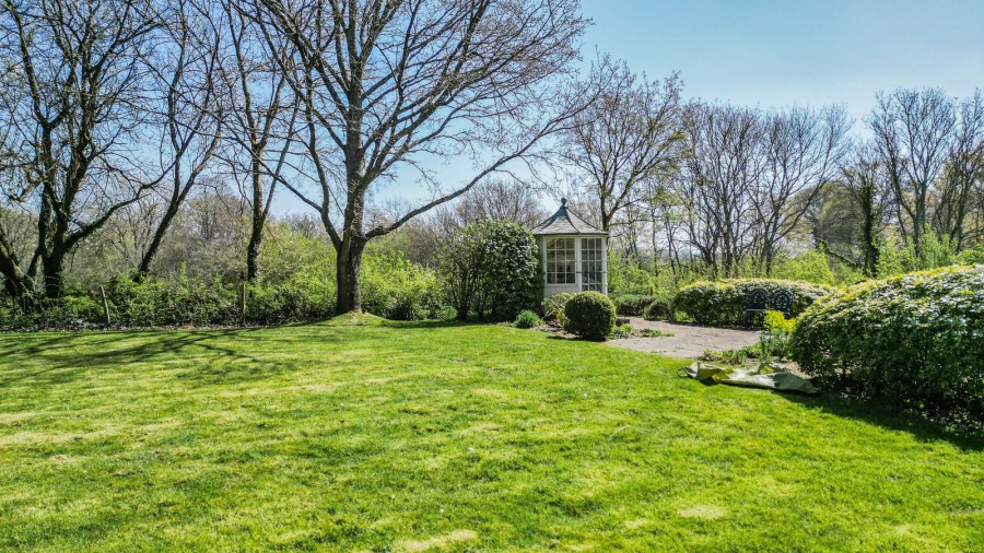 Images for No Onward Chain in Hawkhurst EAID:366206731 BID:bid