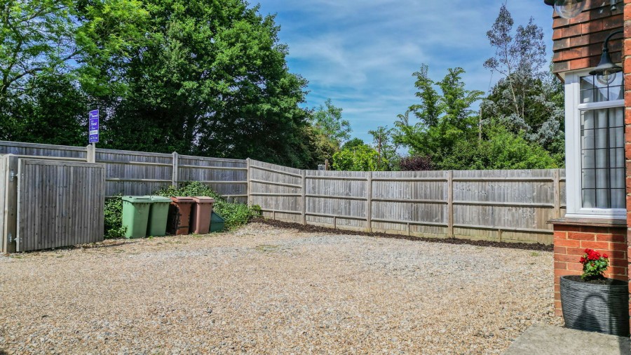 Images for Set On A 1/4 Of An Acre In Sissinghurst EAID:366206731 BID:bid