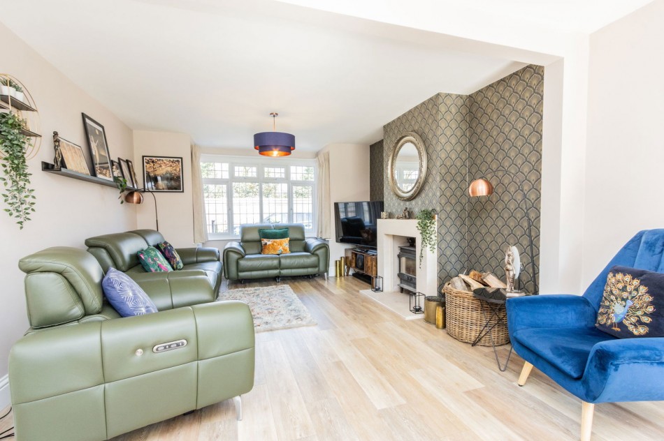 Images for Set On 1/4 Of An Acre In Sissinghurst EAID:366206731 BID:bid