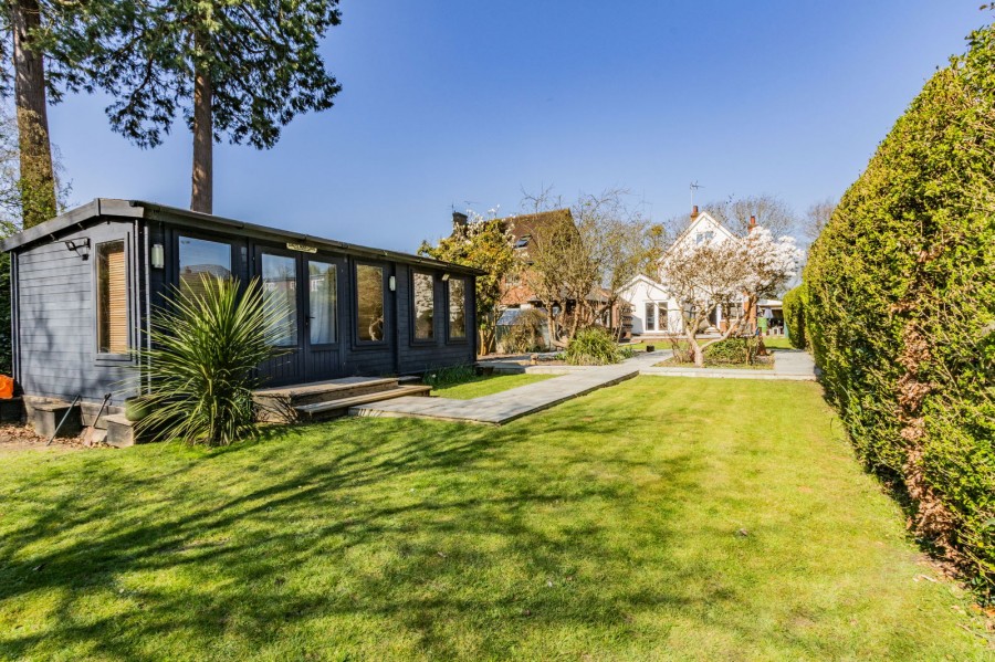 Images for Set On A 1/4 Of An Acre In Sissinghurst EAID:366206731 BID:bid