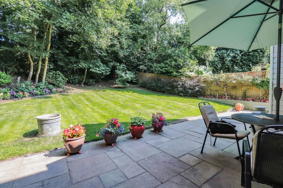 Images for A Stylish Four Bedroom House In Hawkhurst EAID:366206731 BID:bid