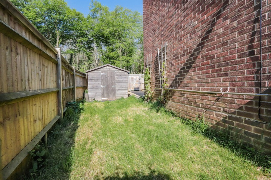 Images for Situated Next To Burgh Woods in Hurst Green EAID:366206731 BID:bid
