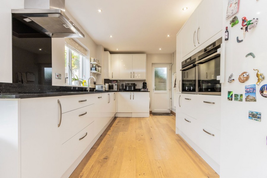 Images for 1.4 Miles From Etchingham Train Station in Hurst Green EAID:366206731 BID:bid