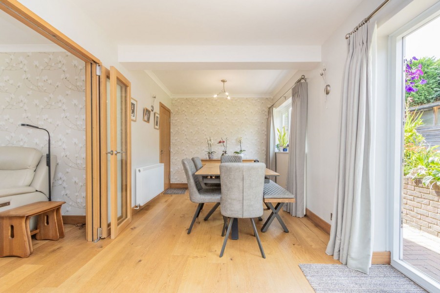 Images for 1.4 Miles From Etchingham Train Station in Hurst Green EAID:366206731 BID:bid