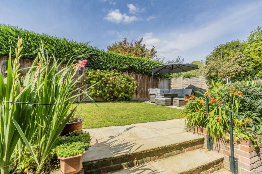 Images for 1.4 Miles From Etchingham Train Station in Hurst Green EAID:366206731 BID:bid