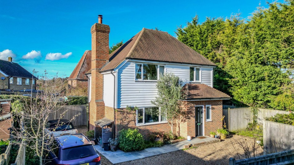 Images for With A Detached Kiln In Sandhurst EAID:366206731 BID:bid