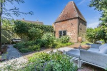 Images for With A Detached Kiln In Sandhurst