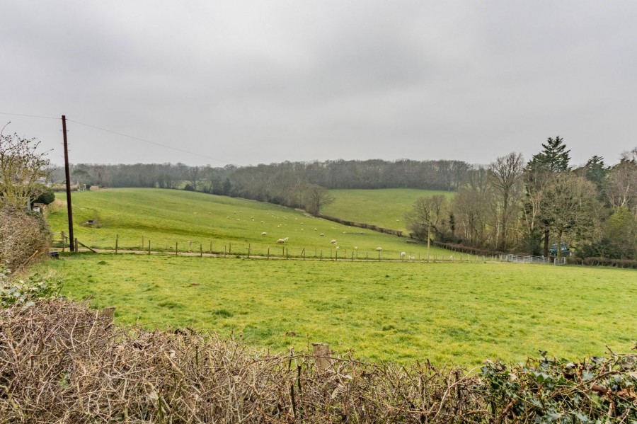 Images for With Stunning Countryside Views in Bodiam EAID:366206731 BID:bid