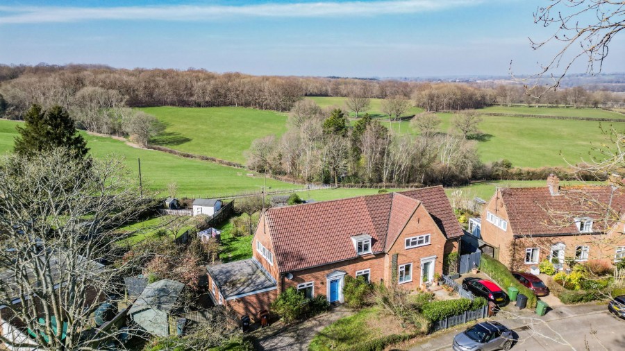 Images for With Stunning Countryside Views in Bodiam EAID:366206731 BID:bid