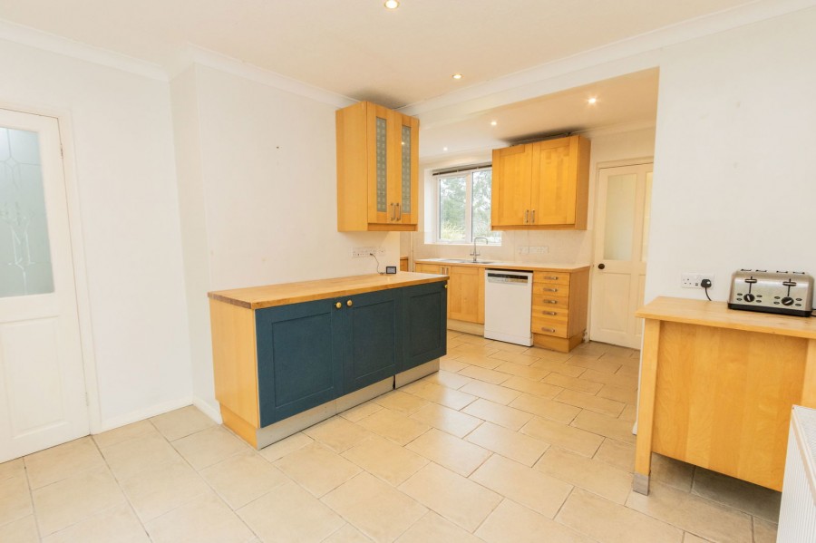 Images for With Stunning Countryside Views in Bodiam EAID:366206731 BID:bid